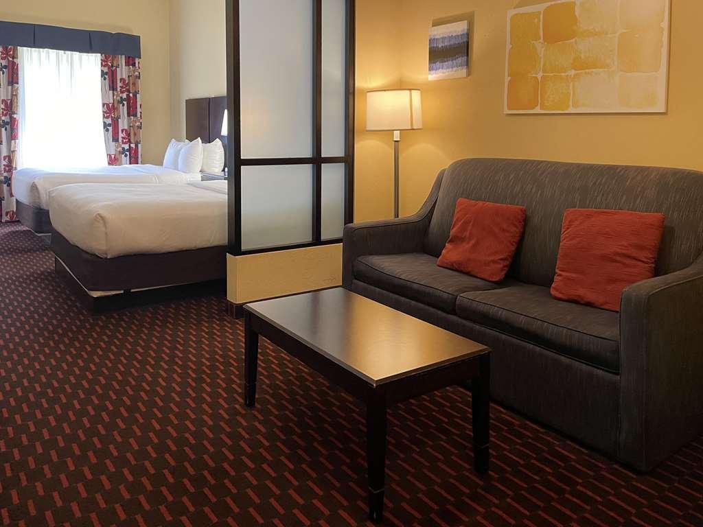 Comfort Suites Altoona Room photo