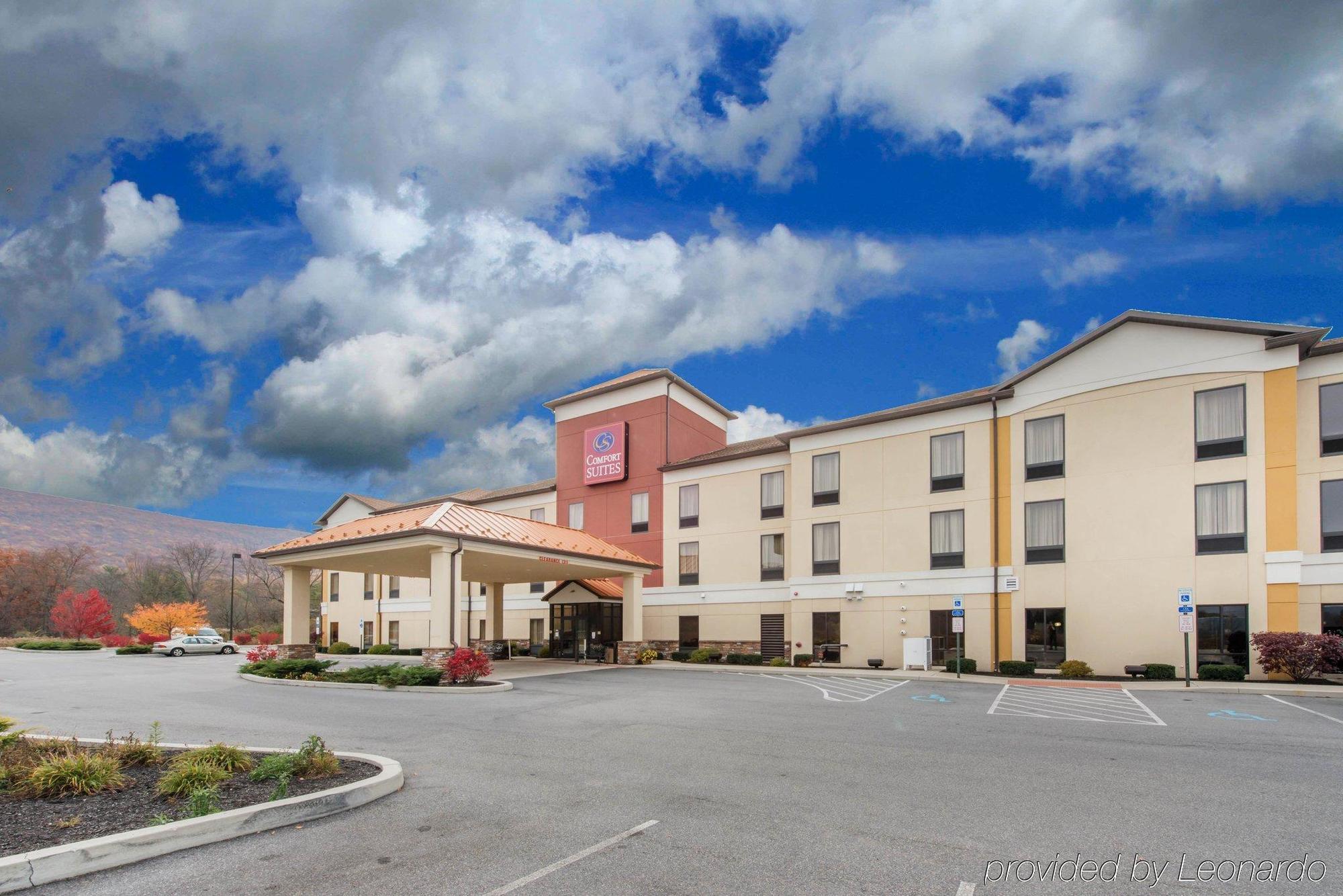 Comfort Suites Altoona Exterior photo